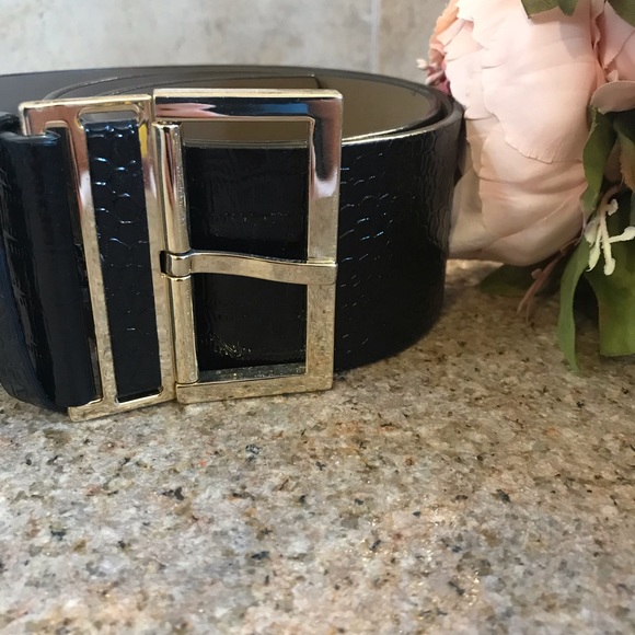 Banana Republic black belt- - size small - Picture 2 of 8